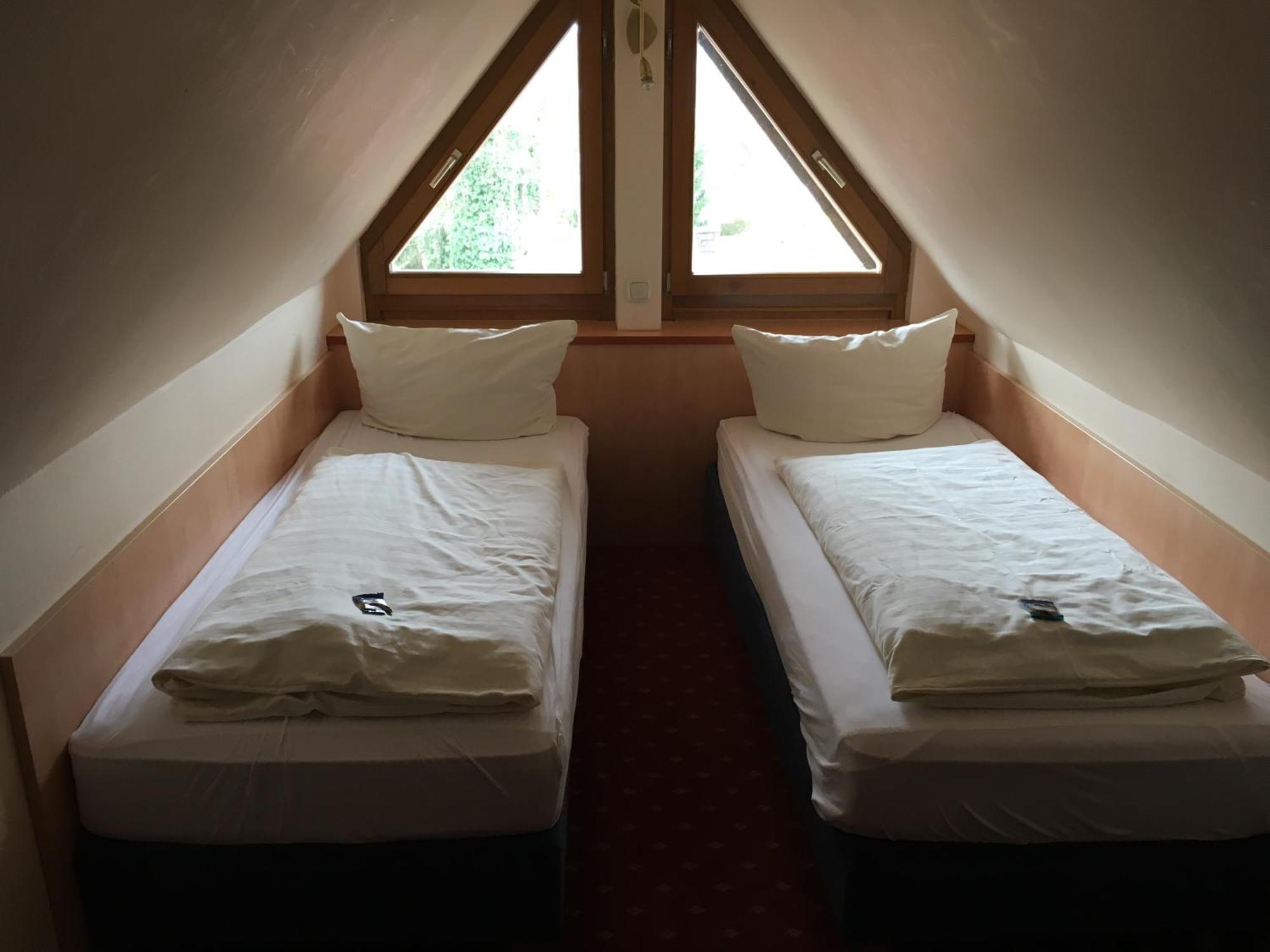 Landgasthof 'zur Quelle' 3*